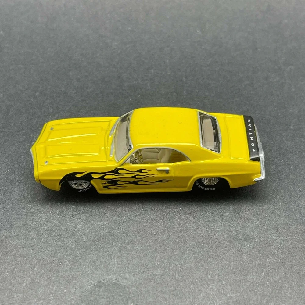 Maisto 1969 '69 Pontiac Firebird Car Yellow 1/64 All Stars Red 100 Rubber Slicks